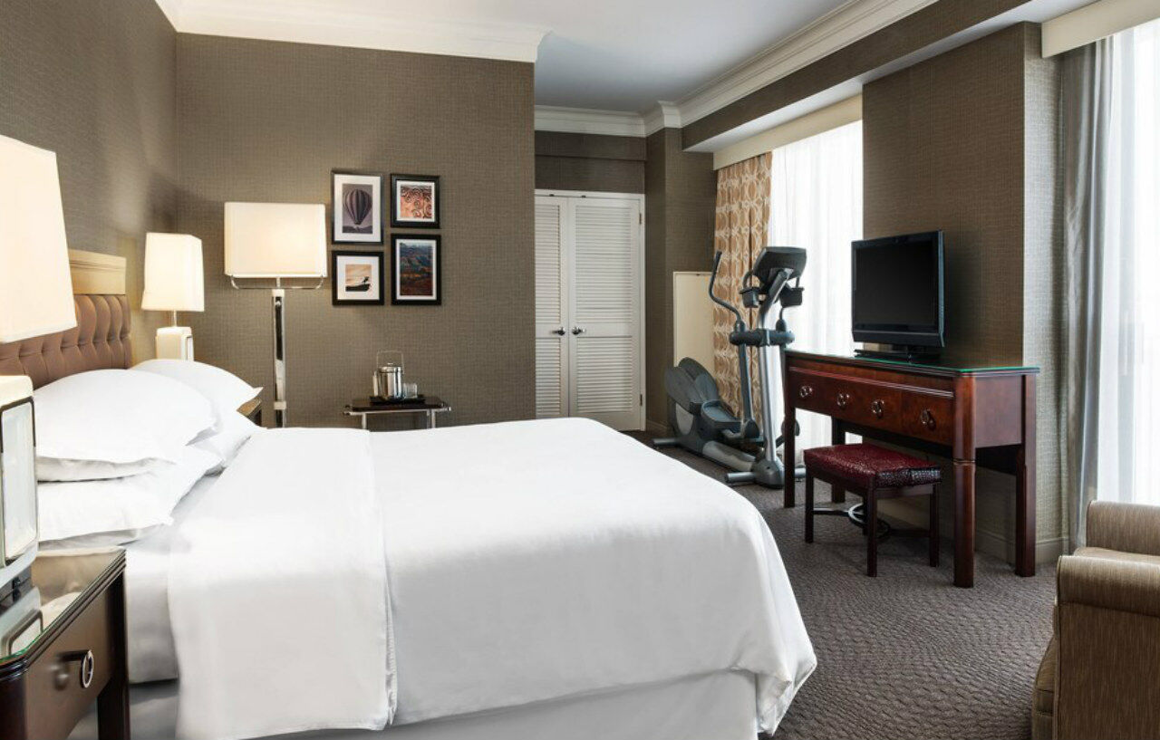 Sheraton Crescent Hotel