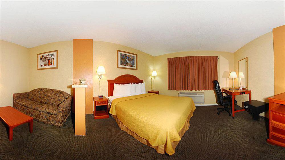 Quality & - Phoenix West 2* Goodyear