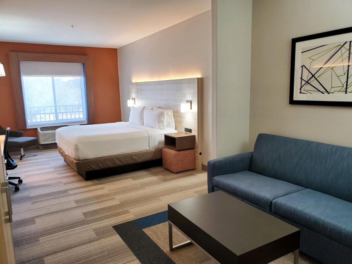Express & Phoenix Dist By Ihg 3*