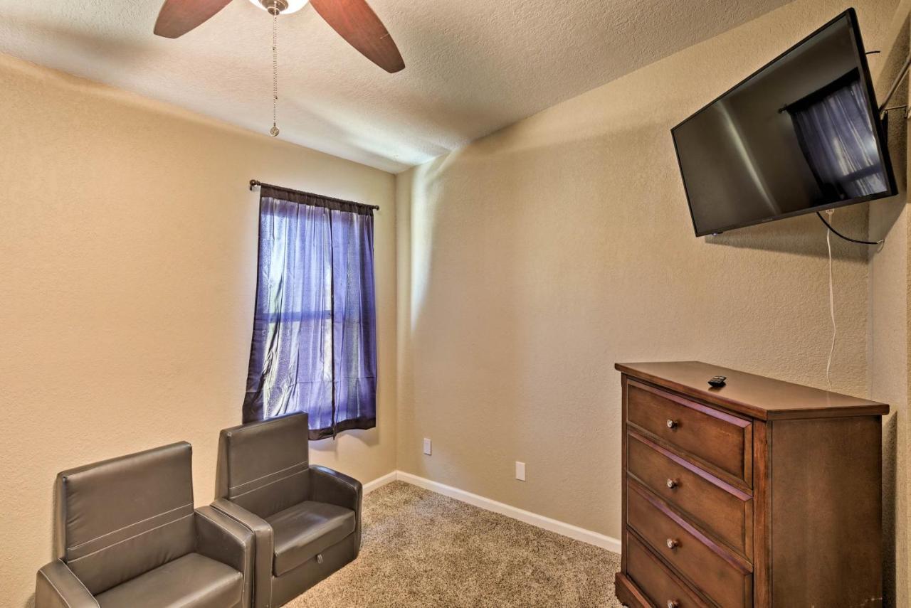 Havasu With Pool And Mtn Views, Near Marina Holiday home *