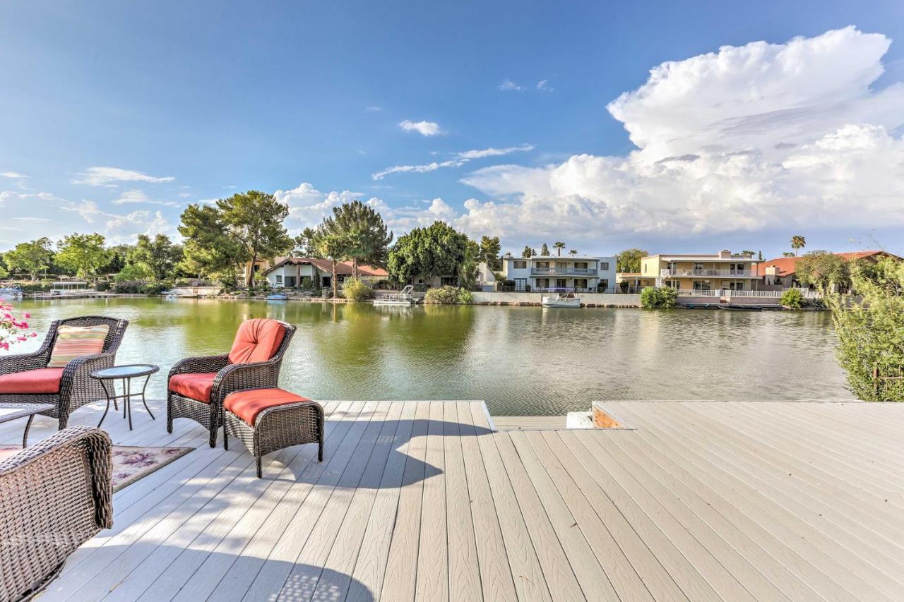 Lakefront House With Sun Deck, Hot Tub And Boats Holiday home Tempe