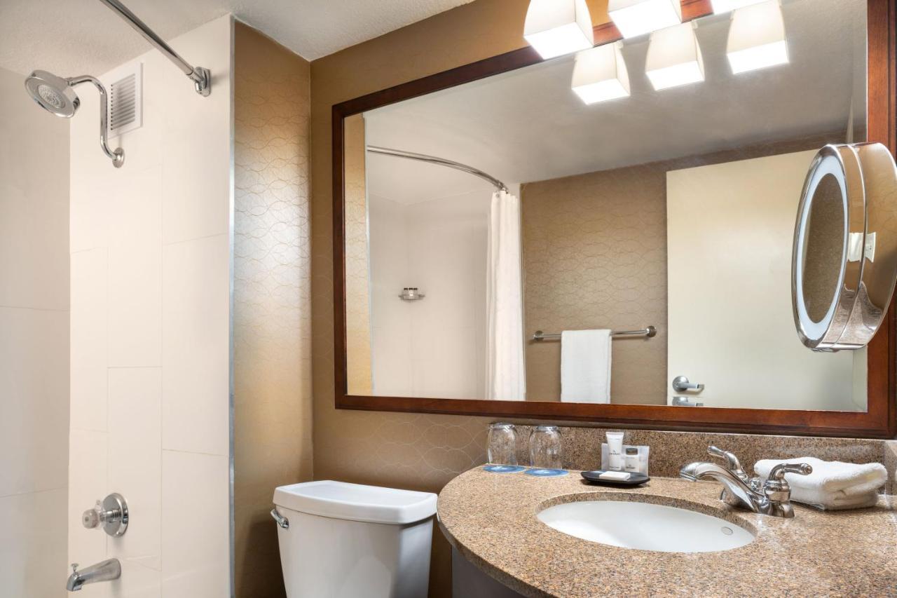 Wyndham Phoenix Airport - Hotel 3*