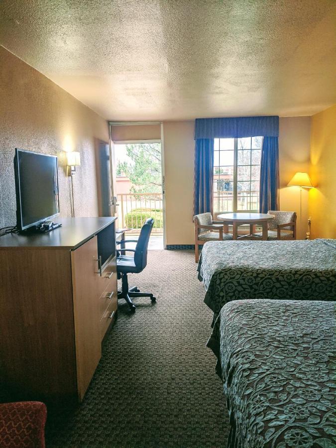 Hotel Days By Wyndham Near Downtown/nau On Route 66 Flagstaff