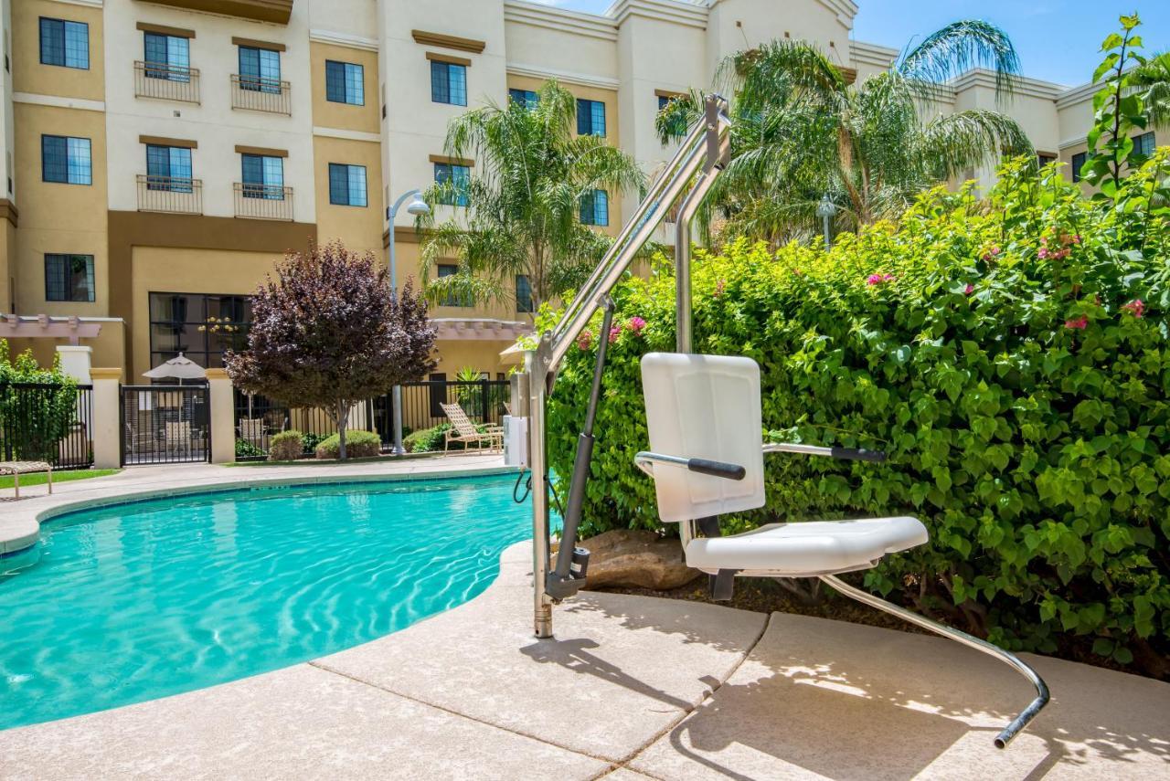 Express & Phoenix Dist By Ihg 3* Glendale