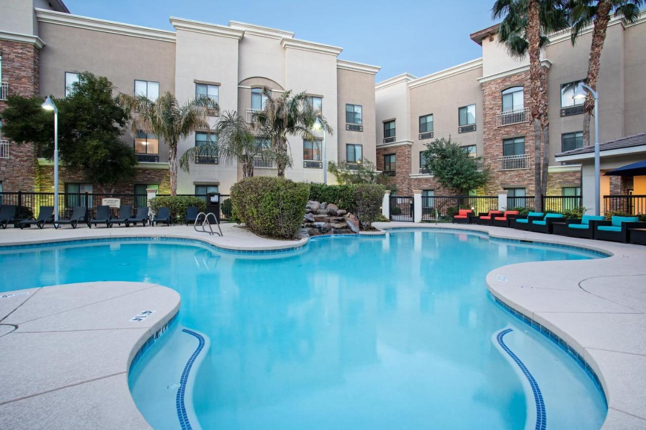 Express & Phoenix Dist By Ihg 3* Glendale