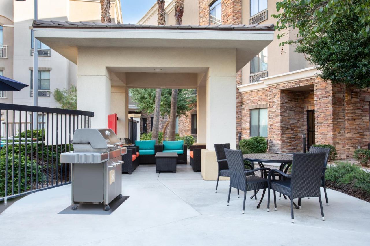 Express & Phoenix Dist By Ihg 3*