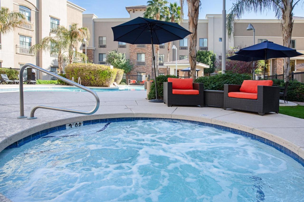 Express & Phoenix Dist By Ihg Glendale