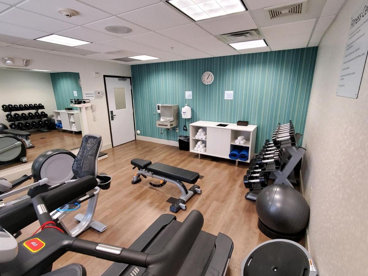 Express & Phoenix Dist By Ihg Hotel Glendale