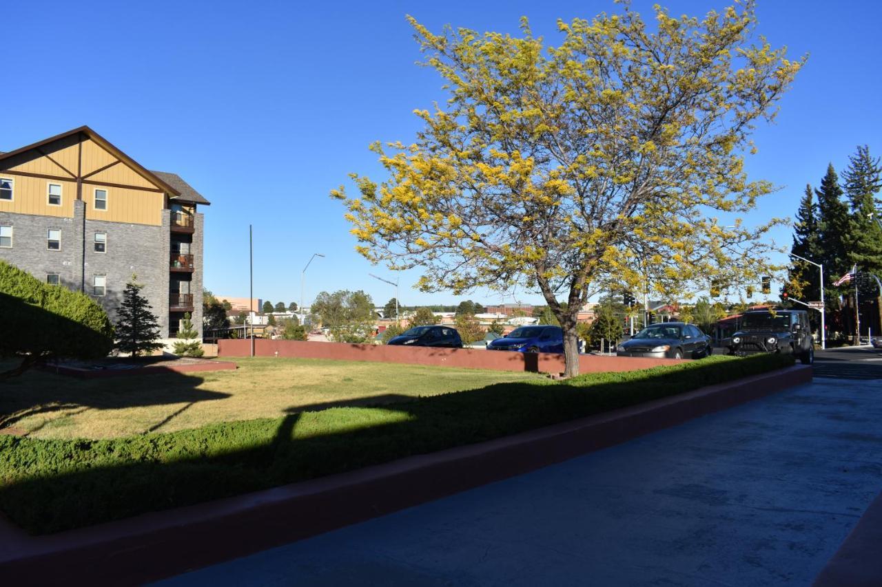 Days By Wyndham Near Downtown/nau On Route 66 Hotel 3*