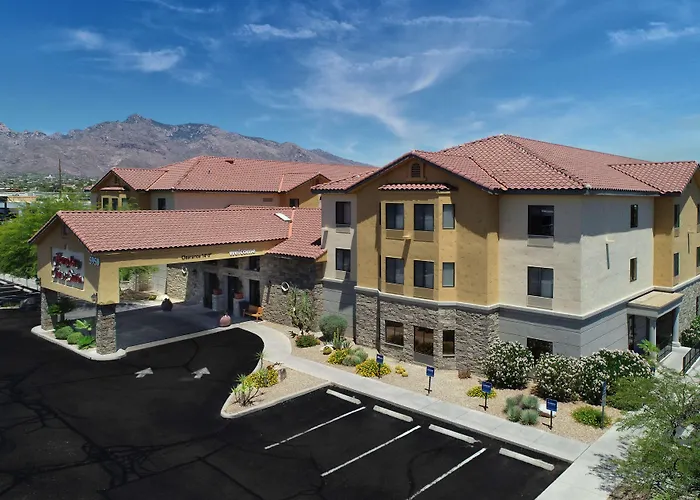 Hampton Inn & Suites Tucson Mall