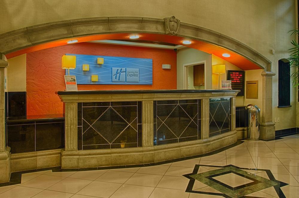 Express & Mall By Ihg 3* Tucson