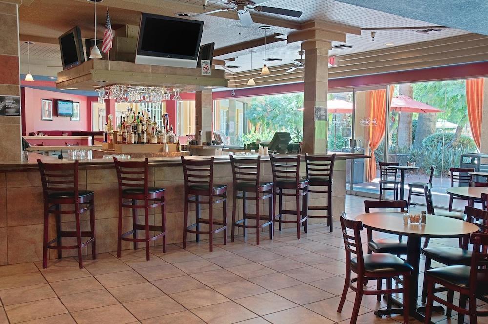 Hotel Center, An Ascend Collection Member