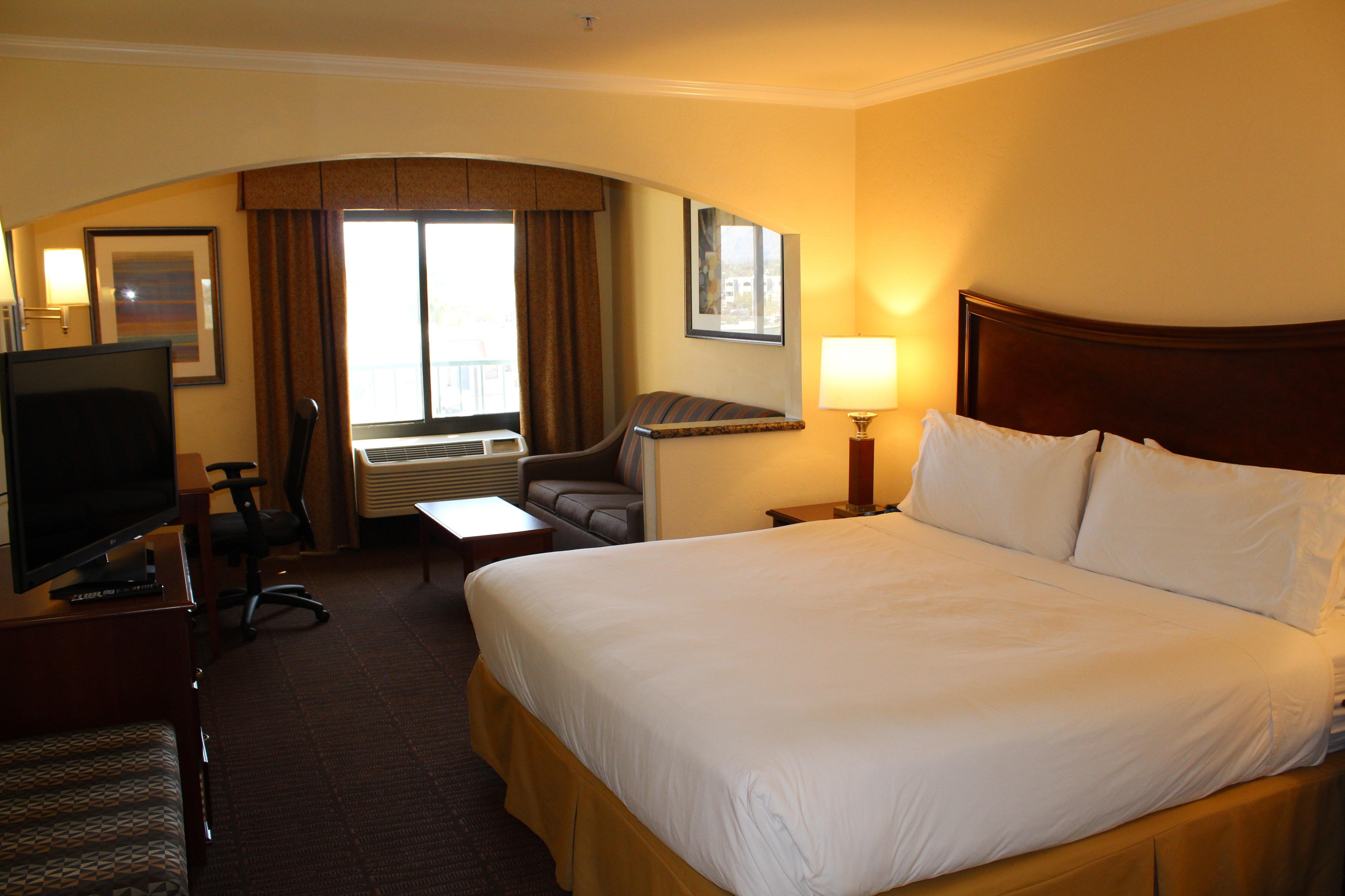 Express & Mall By Ihg 3* Tucson