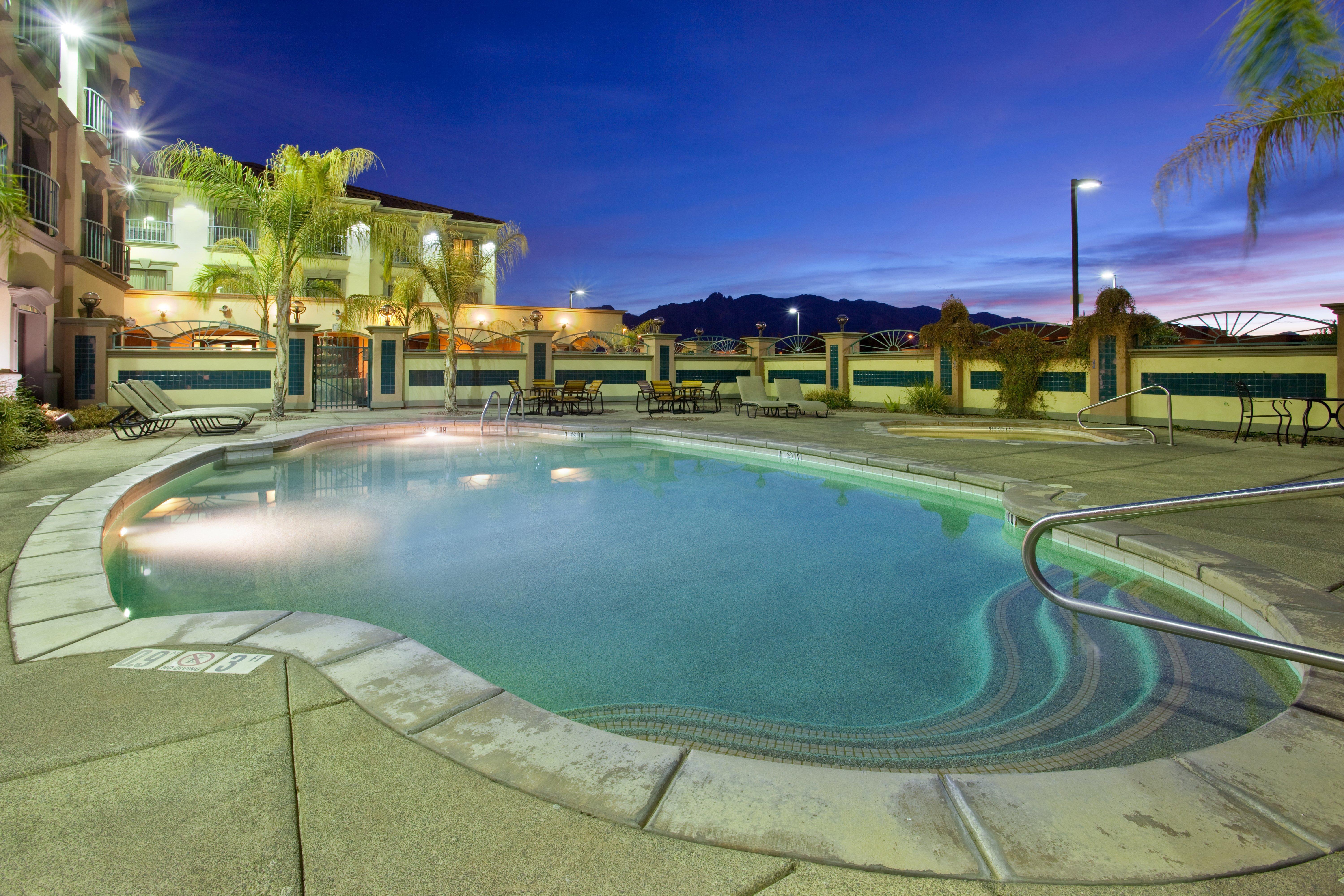 Express & Mall By Ihg Tucson