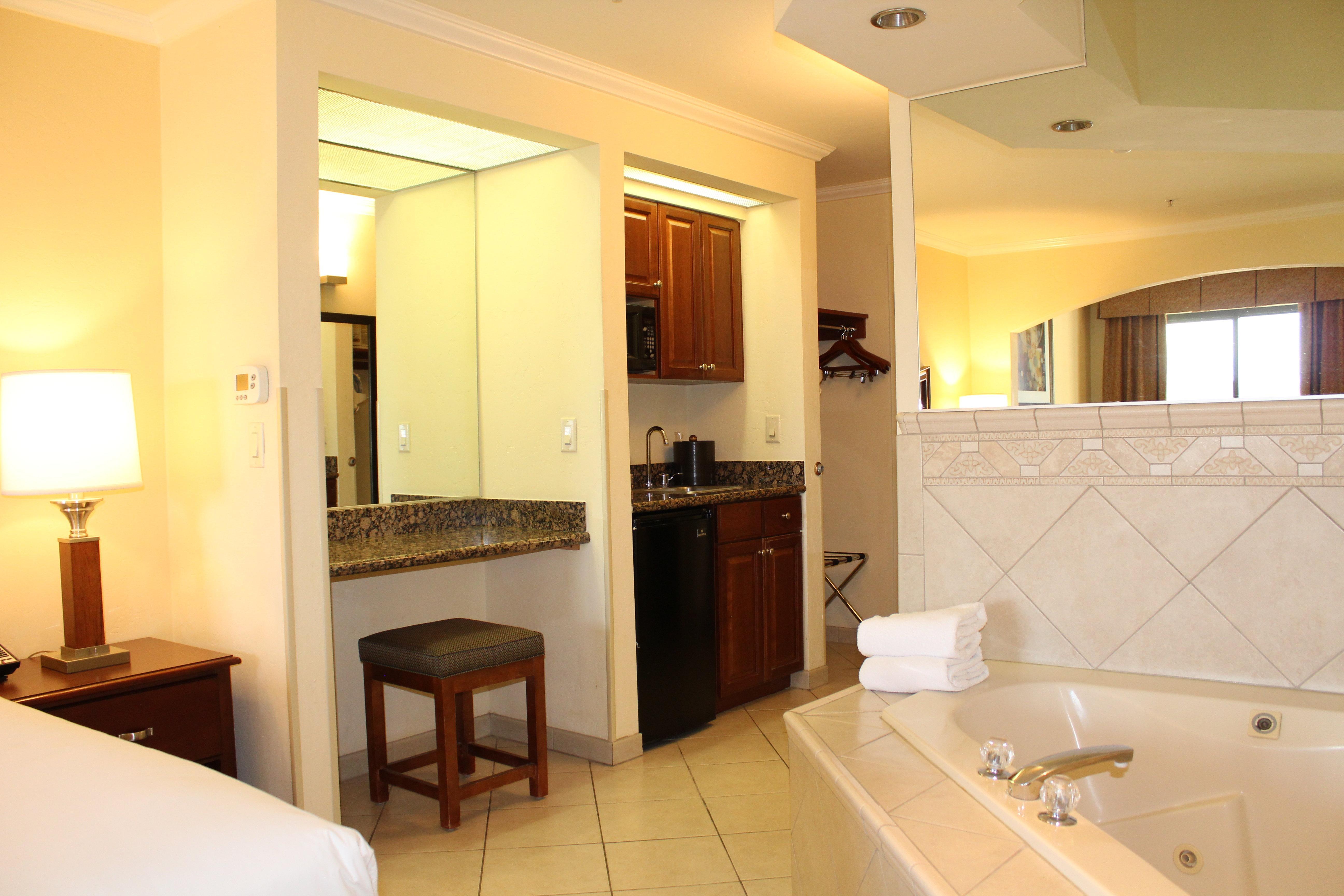 Express & Mall By Ihg 3* Tucson