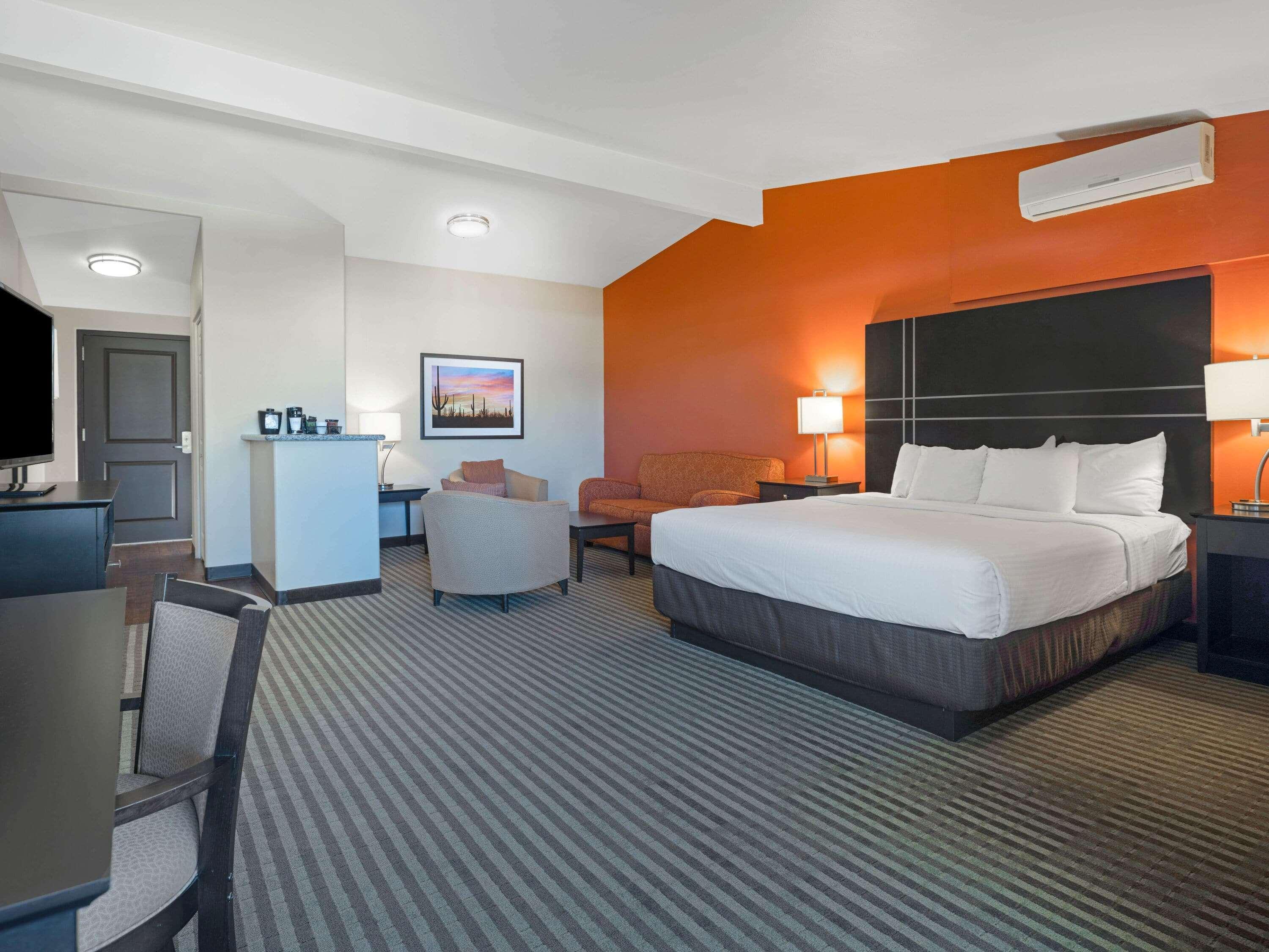La Quinta By Wyndham - Reid Park Hotel