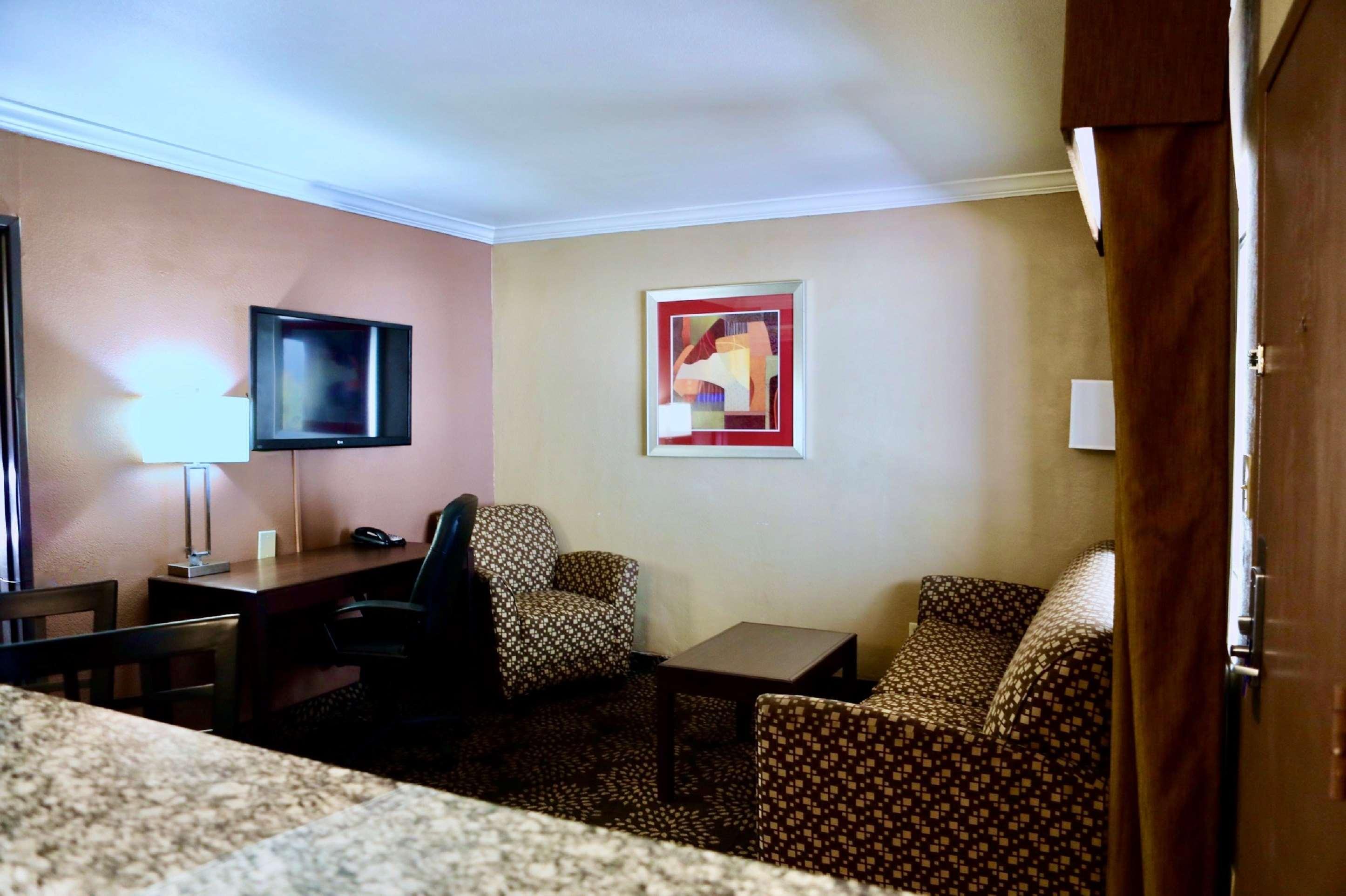 Western Innsuites Foothills & Tucson