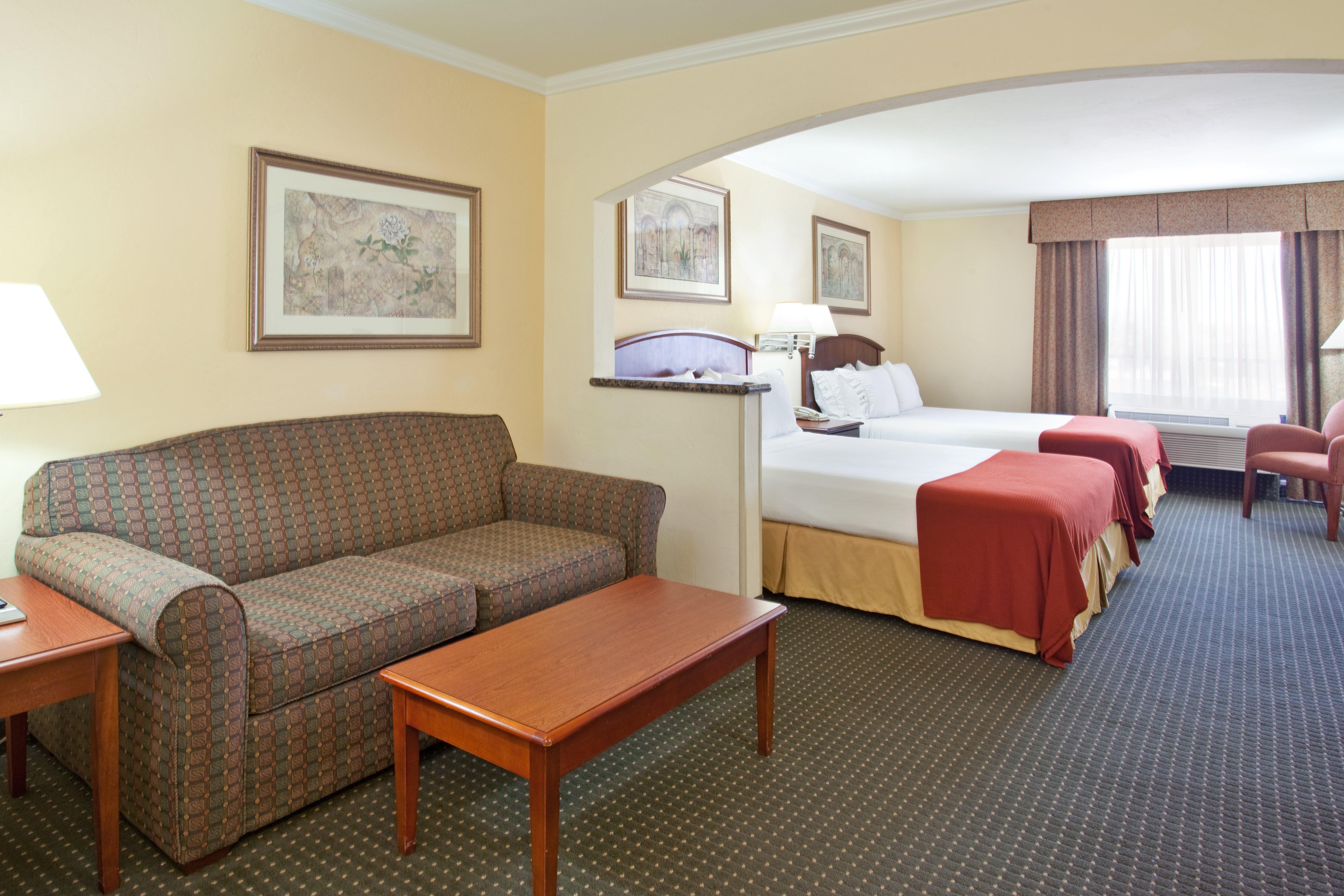 Hotel Express & Mall By Ihg