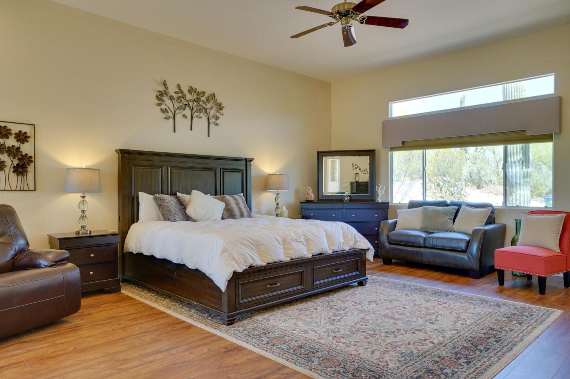 Updated With Panoramic Mtn Views And Pool! Holiday home *