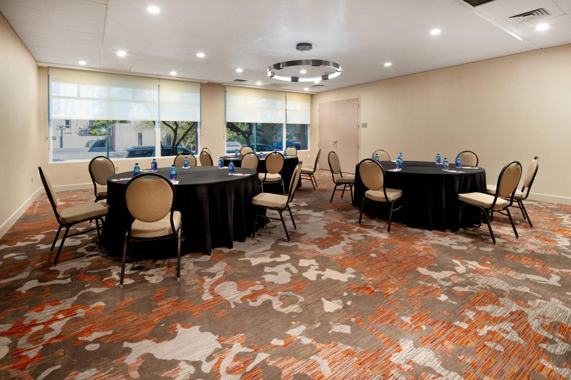 Hotel Marriott Park 3*