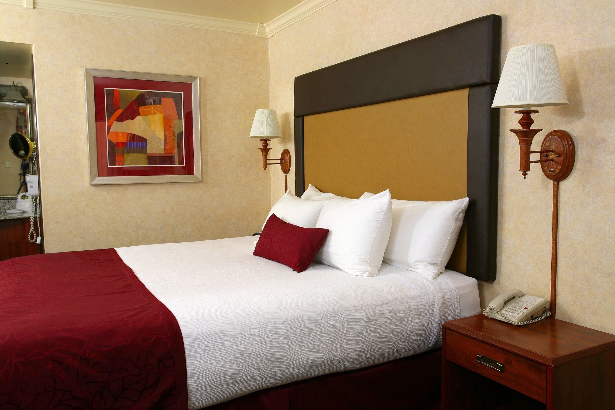 Western Innsuites Foothills & Tucson