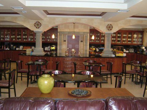 Express & Mall By Ihg