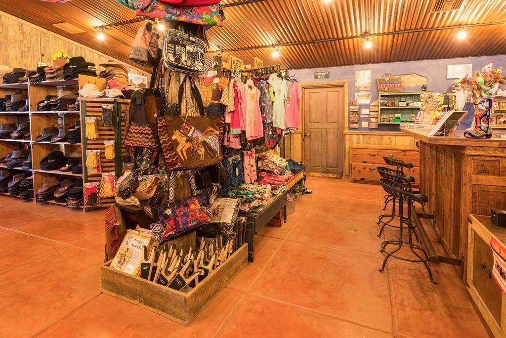 Bed & Breakfast White Stallion Ranch Tucson