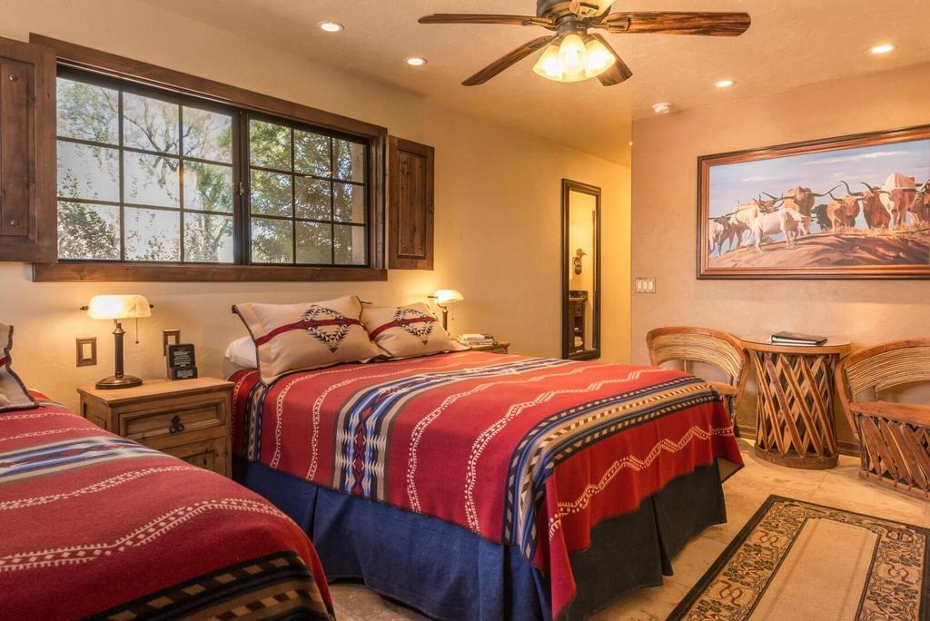 Bed & Breakfast White Stallion Ranch Tucson