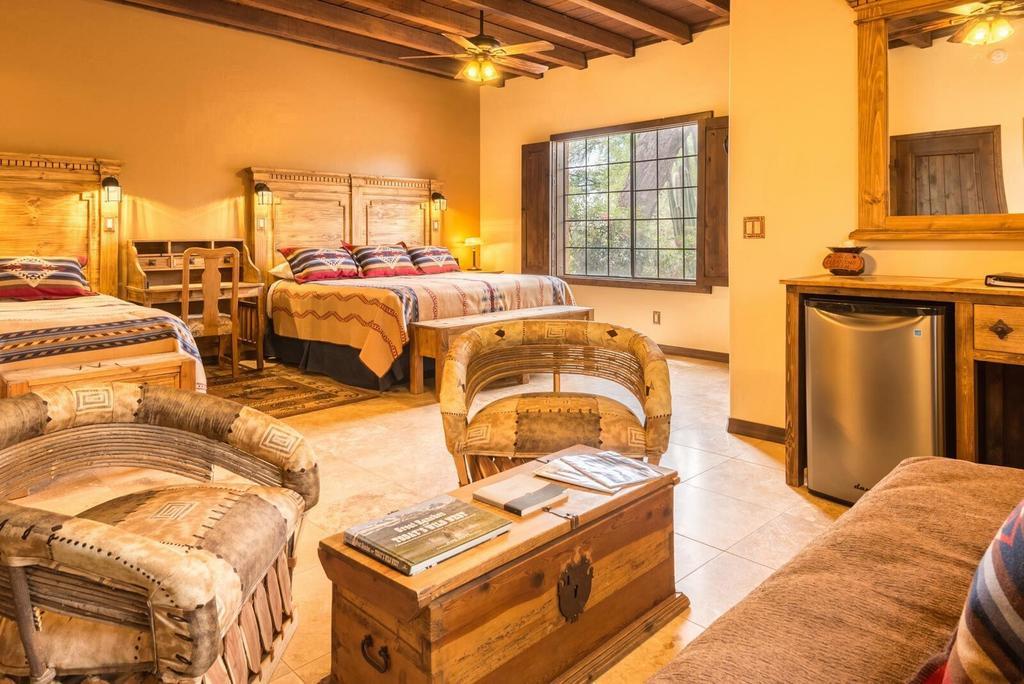 White Stallion Ranch 4* Tucson