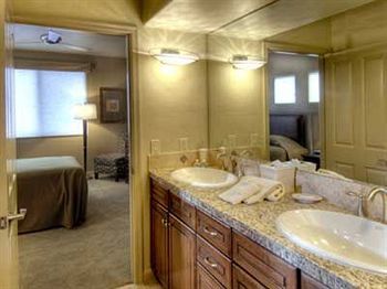 Casitas At Sabino Springs