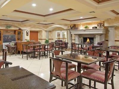 Express & Mall By Ihg Hotel
