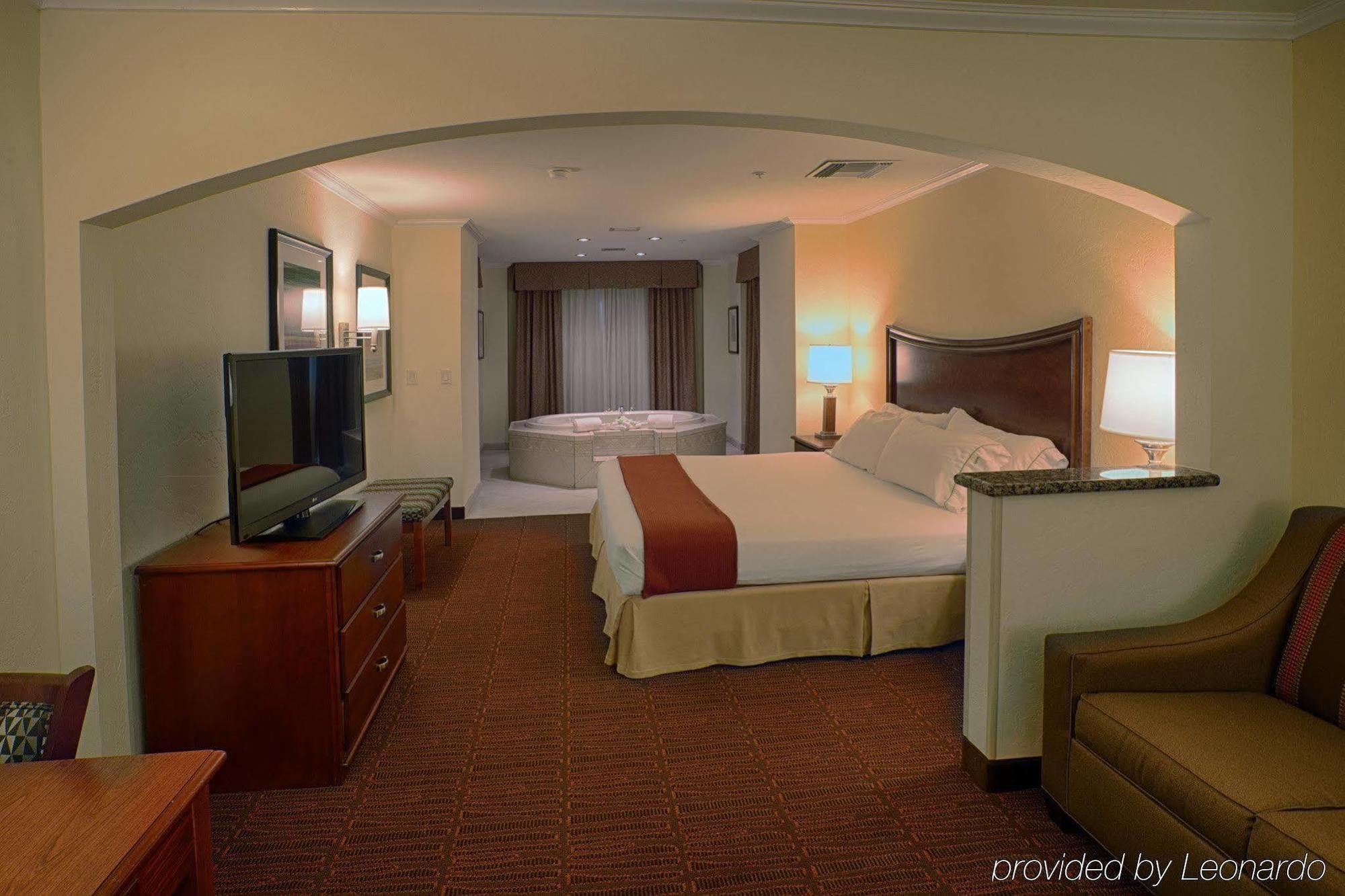 Express & Mall By Ihg Tucson