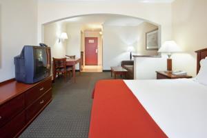 Hotel Express & Mall By Ihg 3*