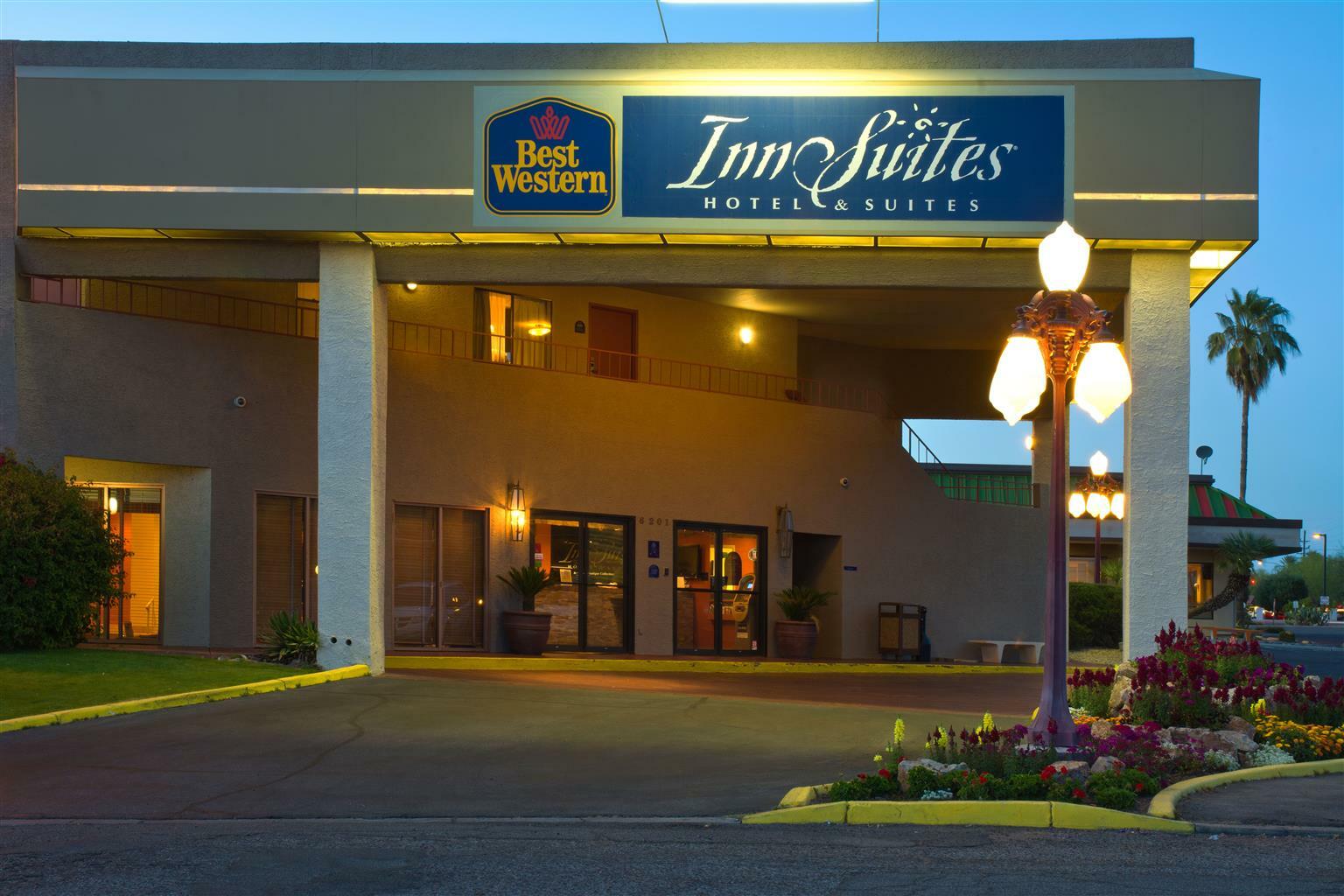 Western Innsuites Foothills & Hotel 3*