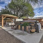 Exquisite Tucson Casita By Panto River Park Trail!