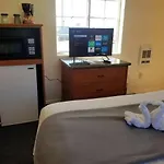 075C Affordable Retreat Near South Rim Sleeps 2