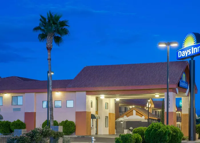 Days Inn By Wyndham Tucson Airport