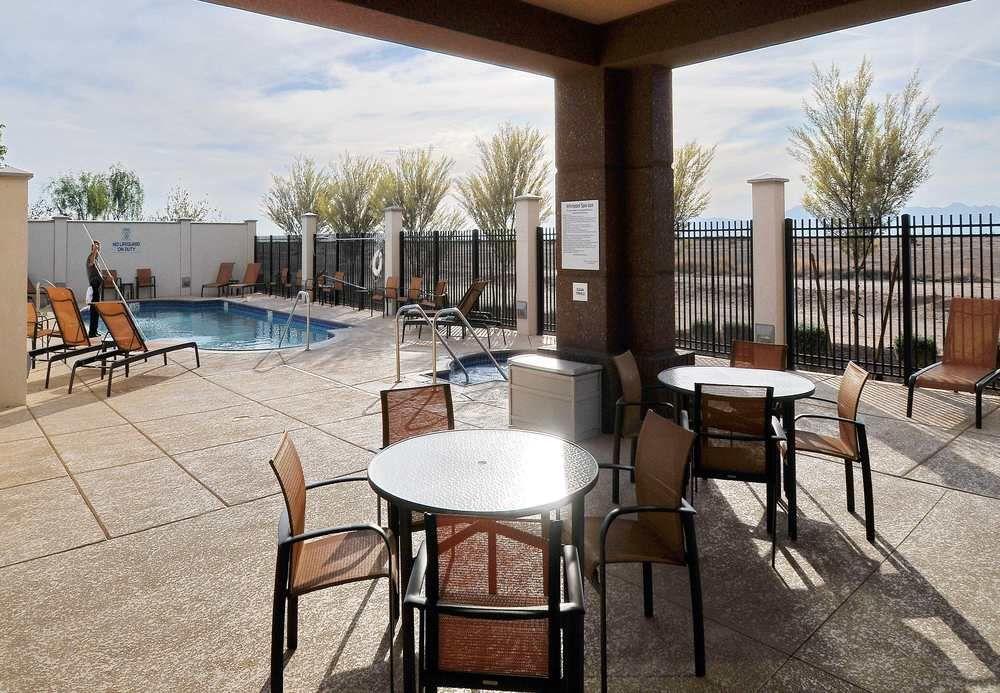 Courtyard Phoenix Chandler/fashion Center 3*