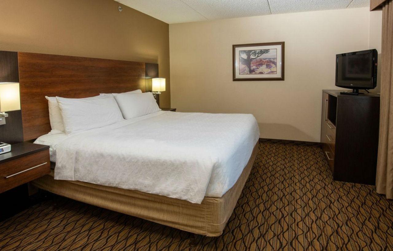 Express & Grand Canyon By Ihg 3*