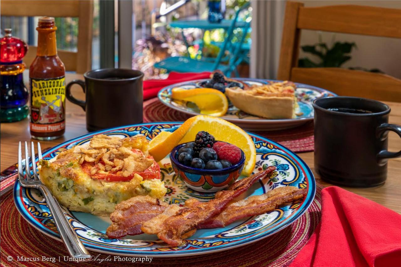 Adobe Rose Bed & Breakfast