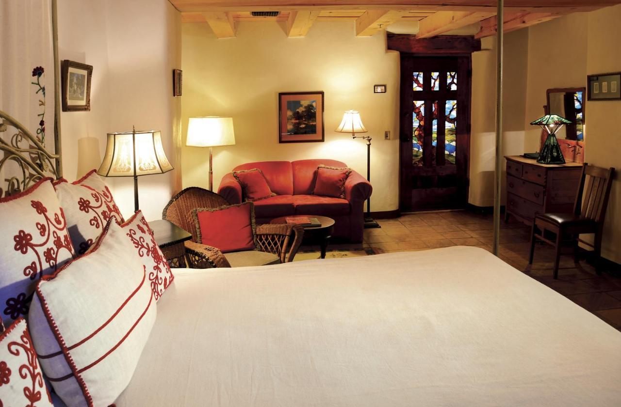El Portal Hotel