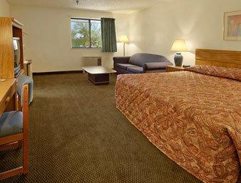 Super 8 By Wyndham Phoenix Hotel Chandler