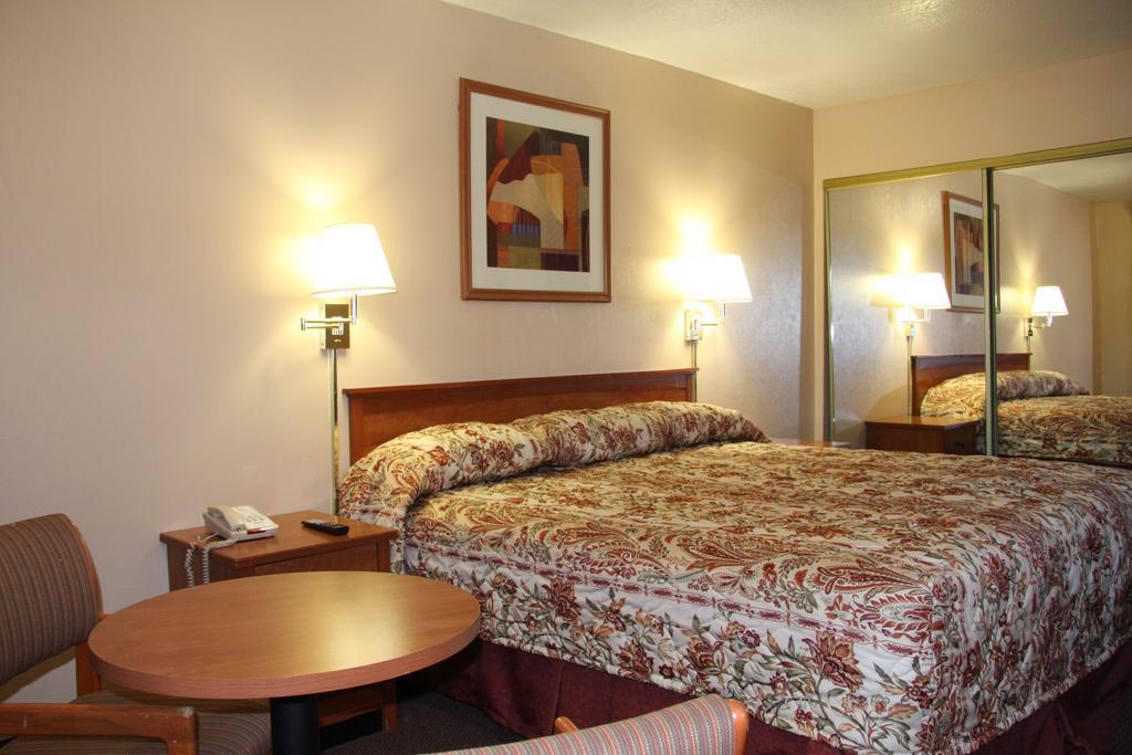Premier Metro Inn Phoenix