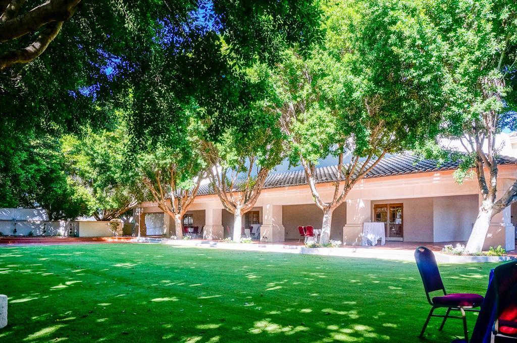 Hotel Windemere & Conference Center Mesa