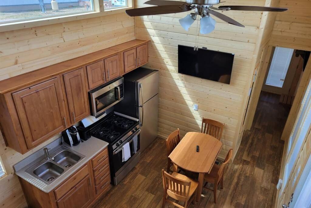 073 Tiny Nr Grand Canyon South Rim Sleeps 8 Chalet *