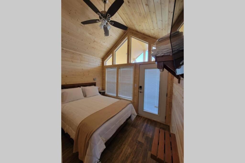 073 Tiny Nr Grand Canyon South Rim Sleeps 8 Chalet *