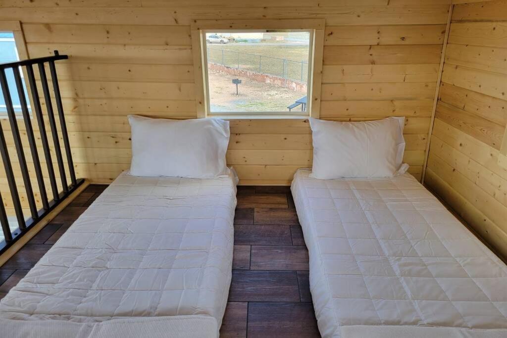 073 Tiny Nr Grand Canyon South Rim Sleeps 8 Valle