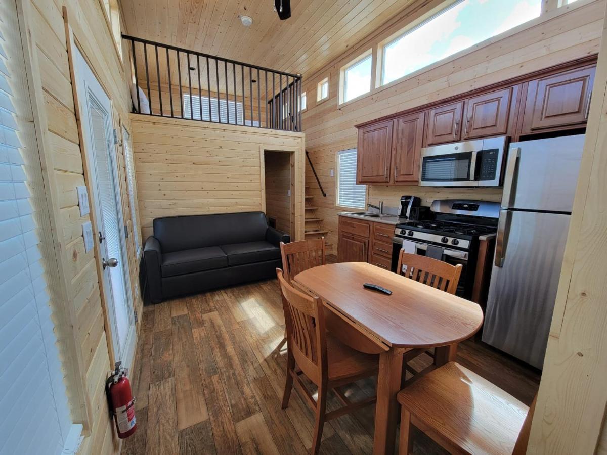 Chalet 073 Tiny Nr Grand Canyon South Rim Sleeps 8