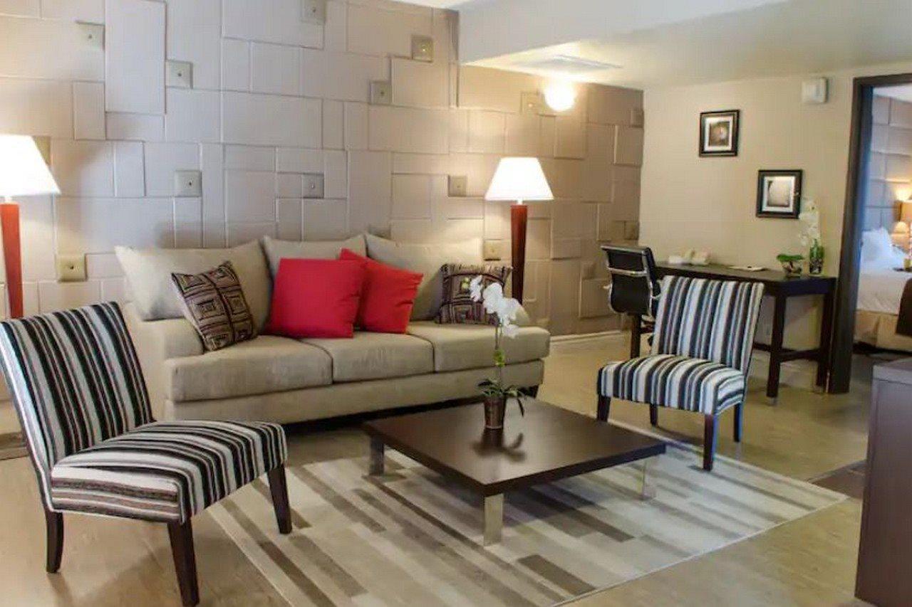 Hotel Doubletree By Hilton Airport