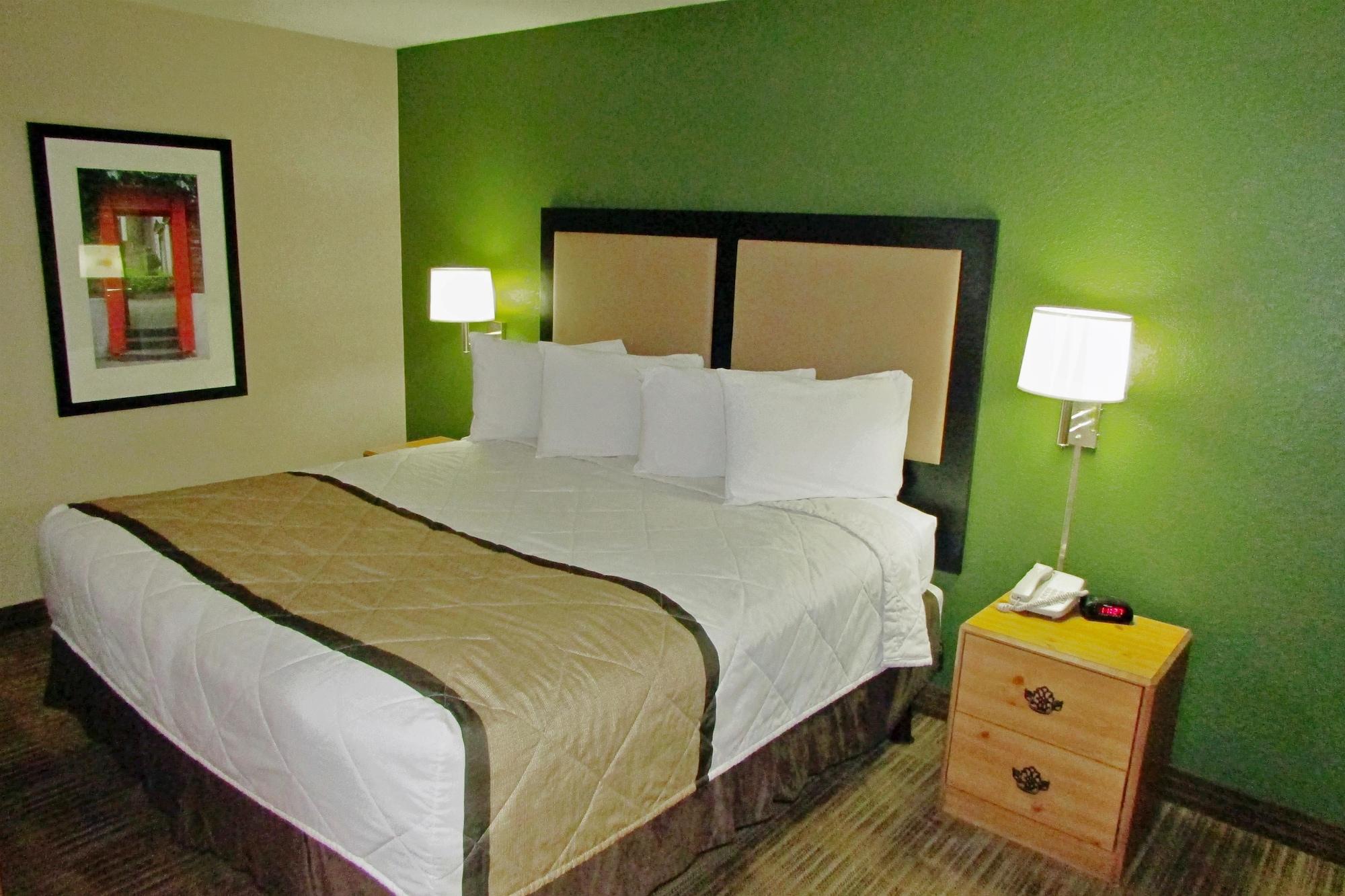 Extended America - - Biltmore Hotel Phoenix